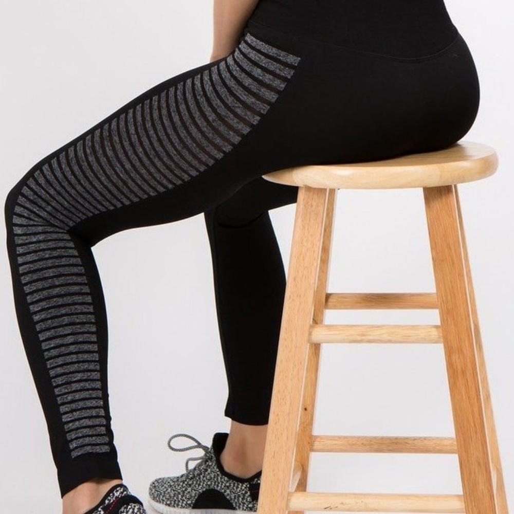 Flex Stripe Active Wear Leggings (BLACK)